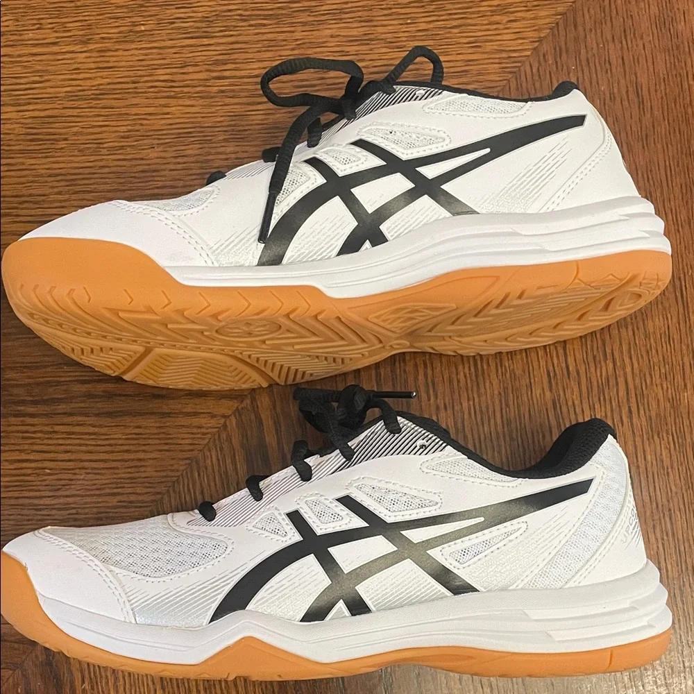ASICS Upcourt 5 White and Black Athletic Shoes Mens Size 7 Women's Size 8 1/2 - Picture 2 of 11